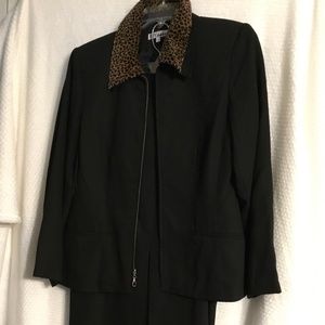 Women’s 2pc skirt set